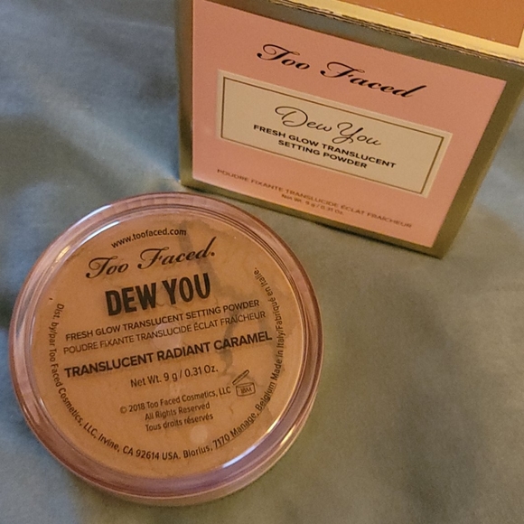 Too Faced Setting Powder - Picture 5 of 5